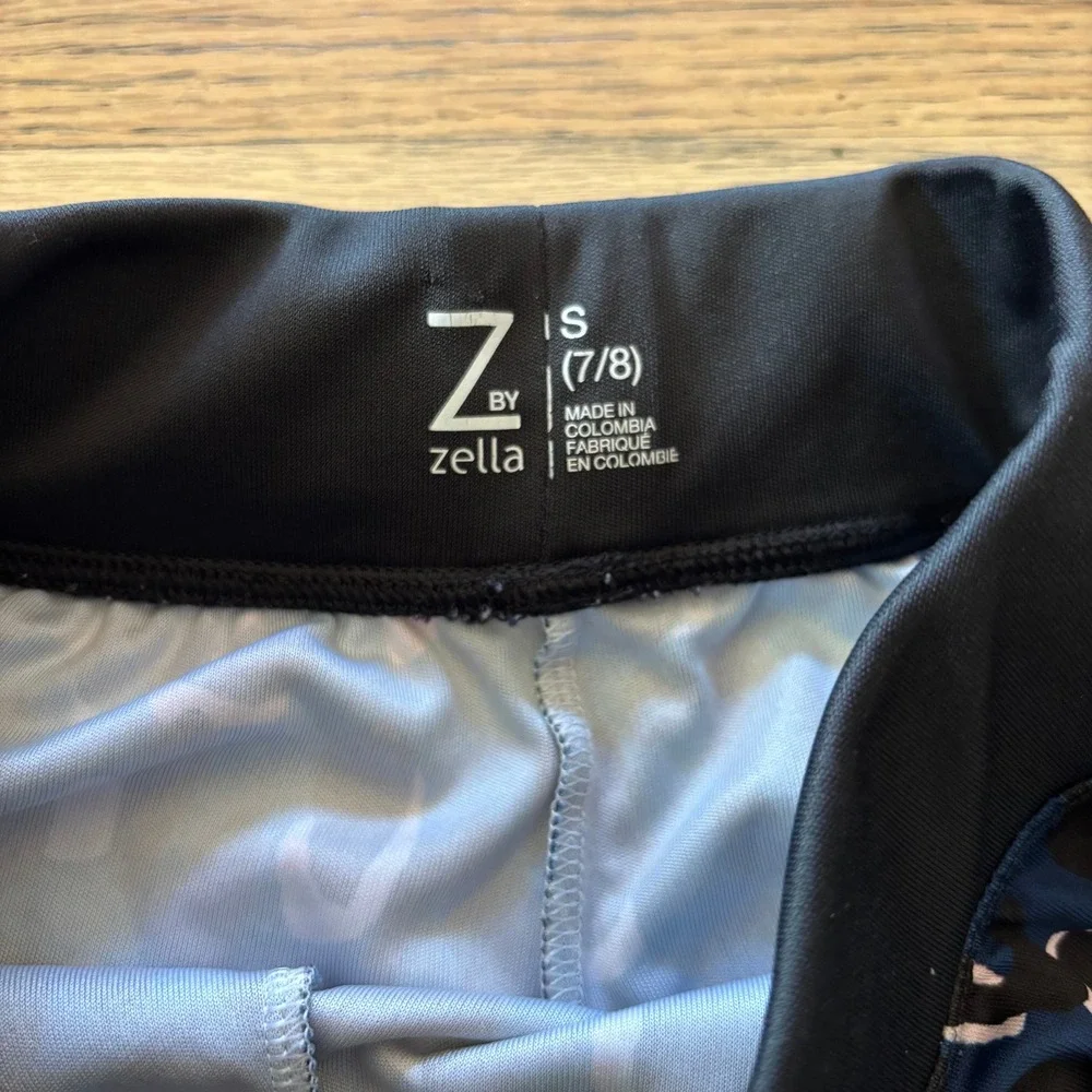 Z by Zella Girls Blue Pink Leopard Print‎ Running Shorts Size S 7/8
